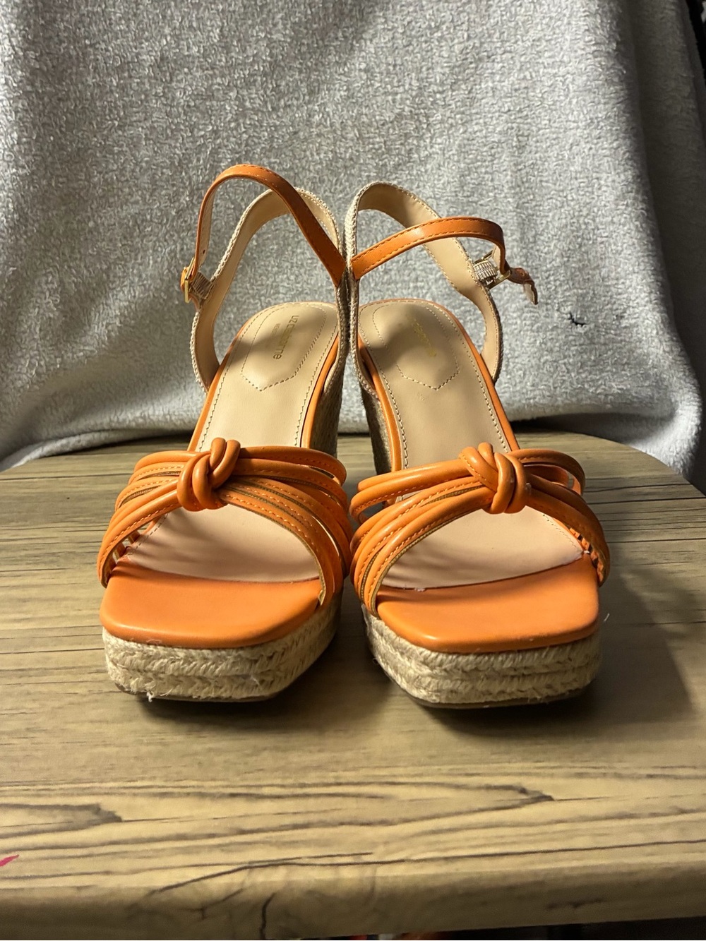 Liz Claiborne Peach Knotted Espadrille Wedge Sandals